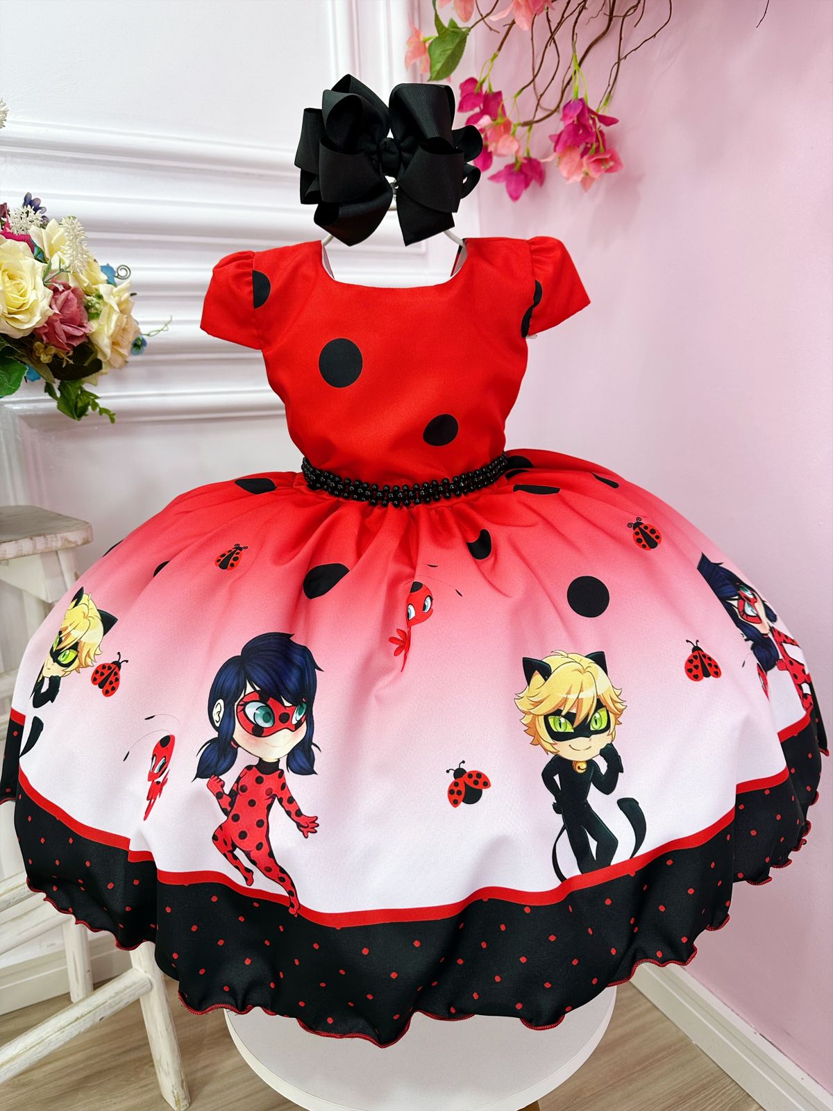 Vestido Infantil Vermelho Ladybug e o Gato Noir Luxo MayaPitaya Vestido Infantil Vermelho Ladybug e o Gato Noir Luxo MayaPitaya