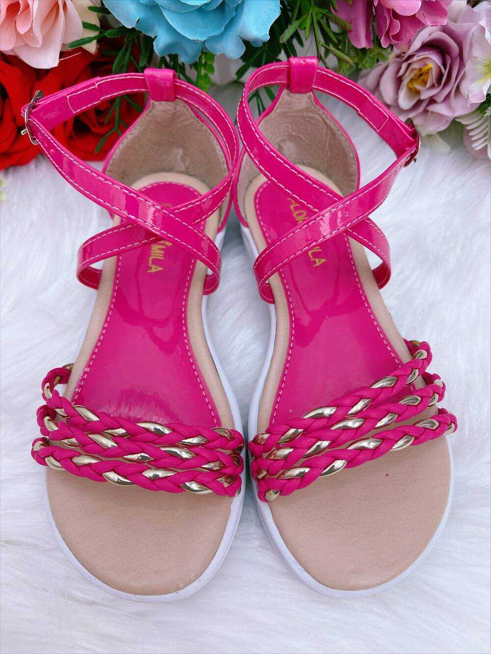 Sandália Infantil Tiras Trançadas Rasteira Pink