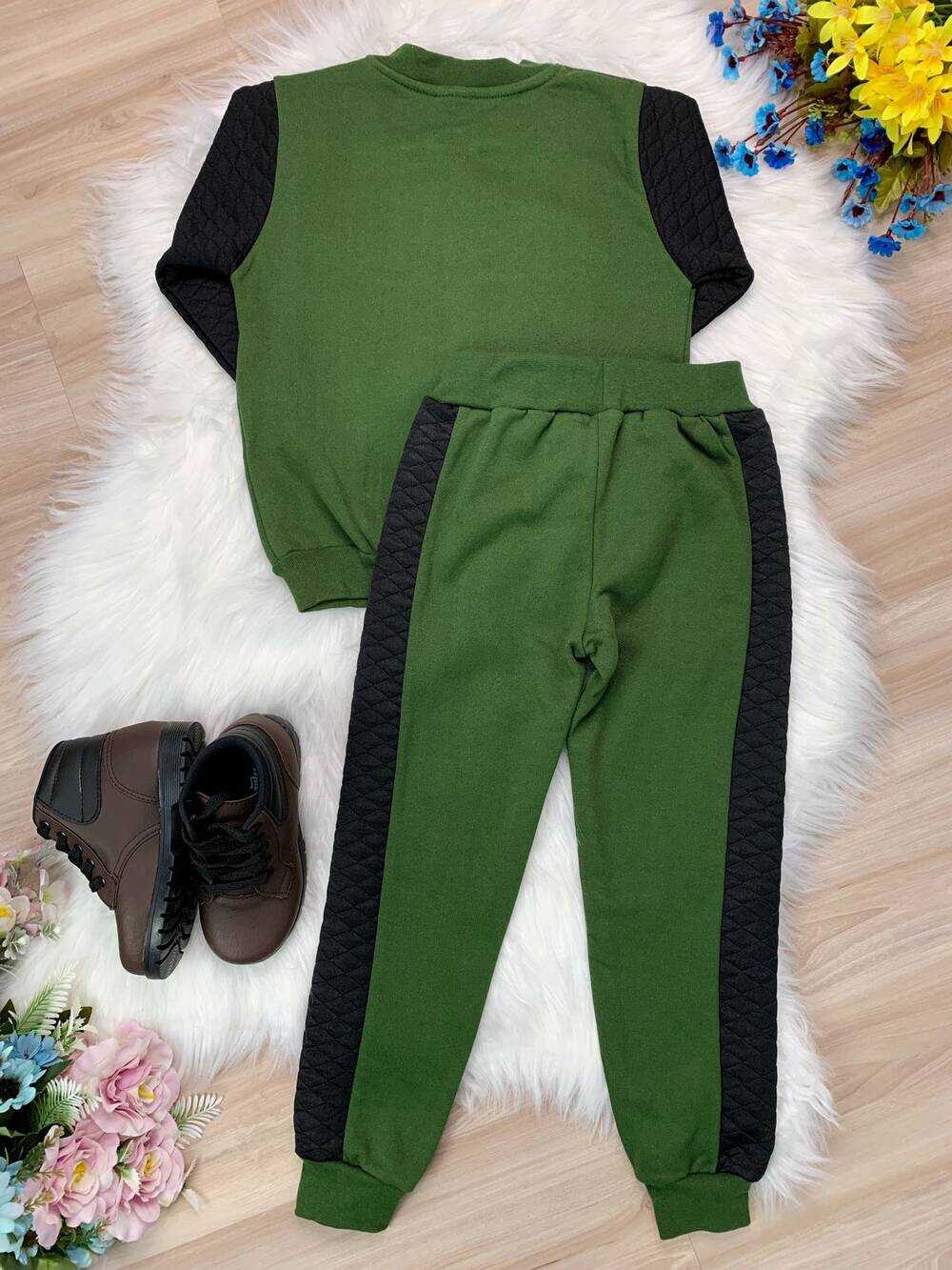 Conjunto de Moletom Jaqueta e Calça Verde Escuro