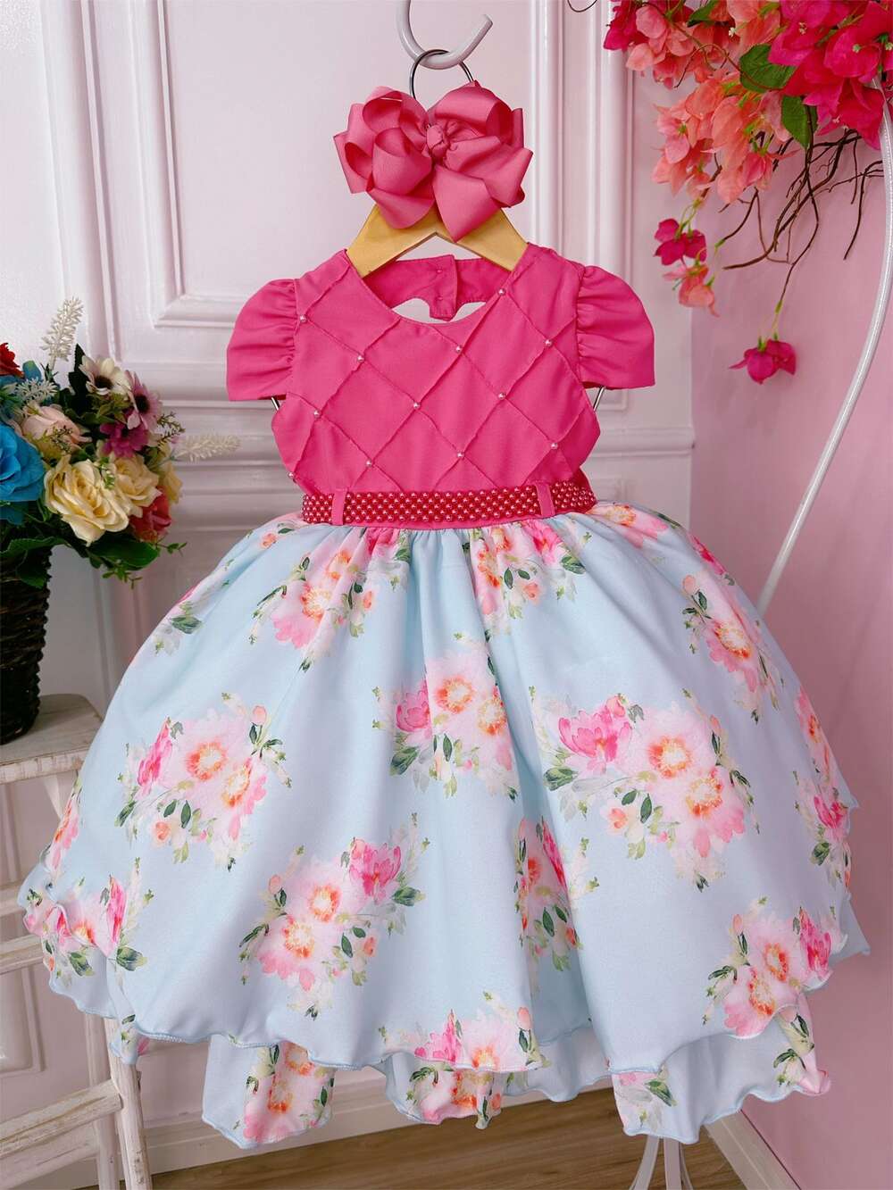 Vestido Infantil Rosa Chiclete Peito Nervura Florido Pérolas