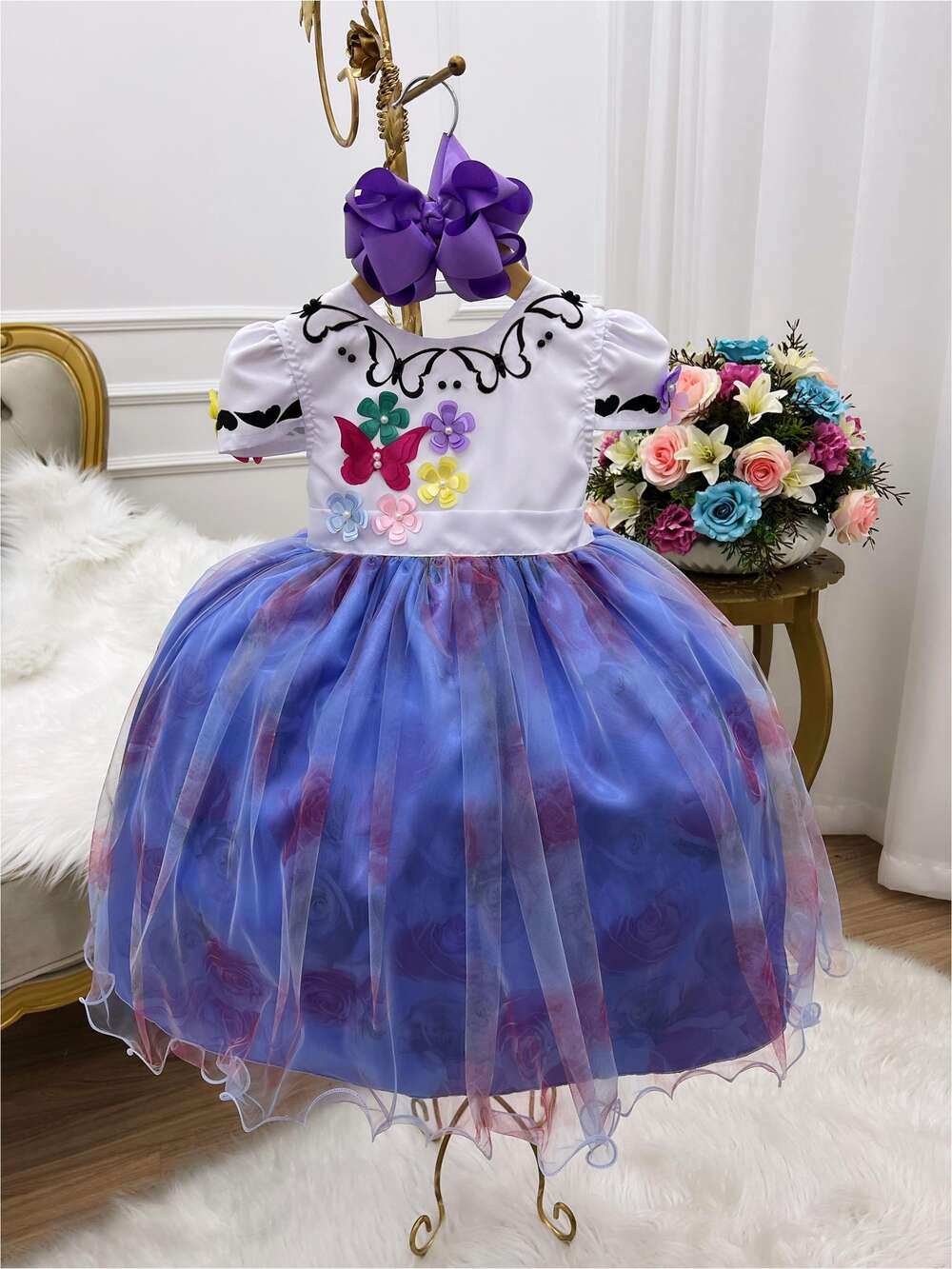 Vestido Infantil Encanto Aplique Flores Borboletas Floral Jardim Lilas