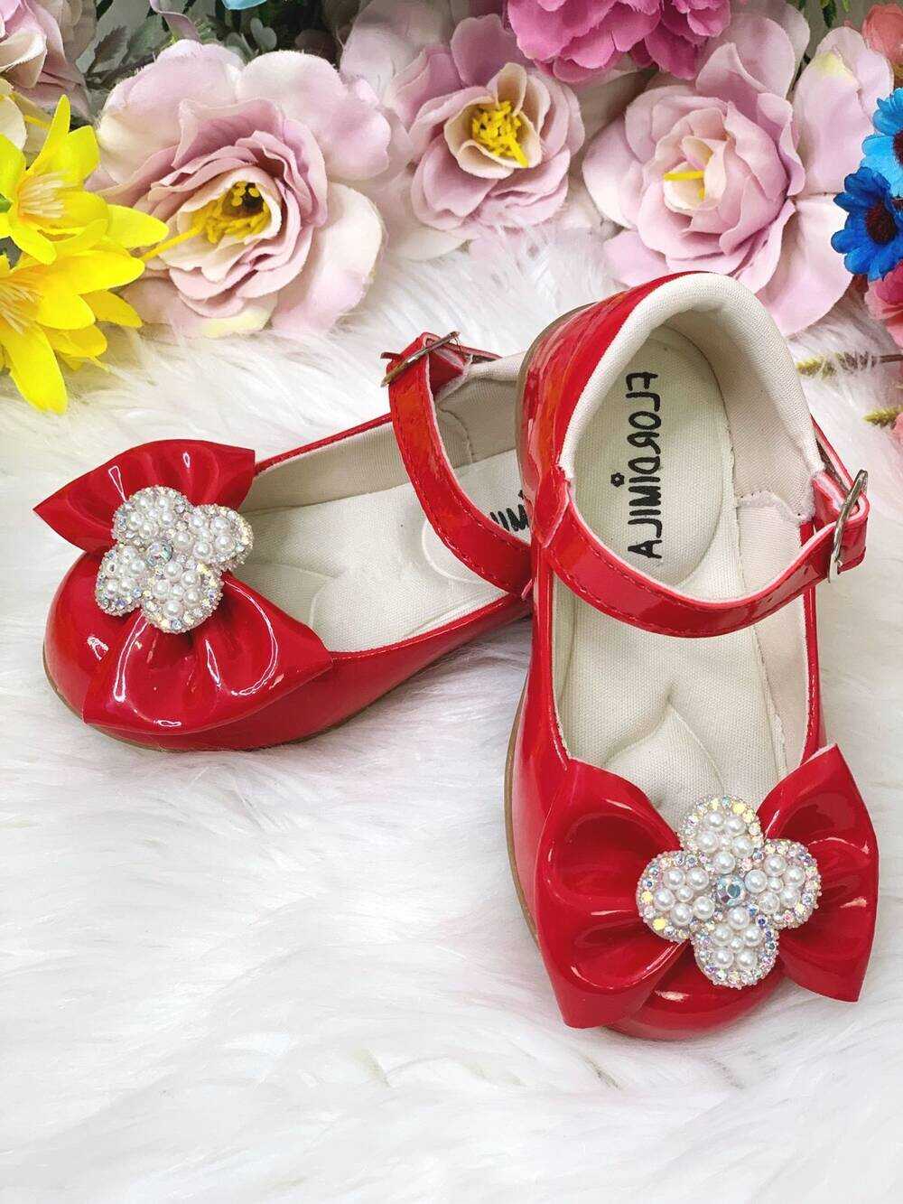 Sapatinho Vermelho Verniz C/ Lacinho e Flor Strass e Pérolas