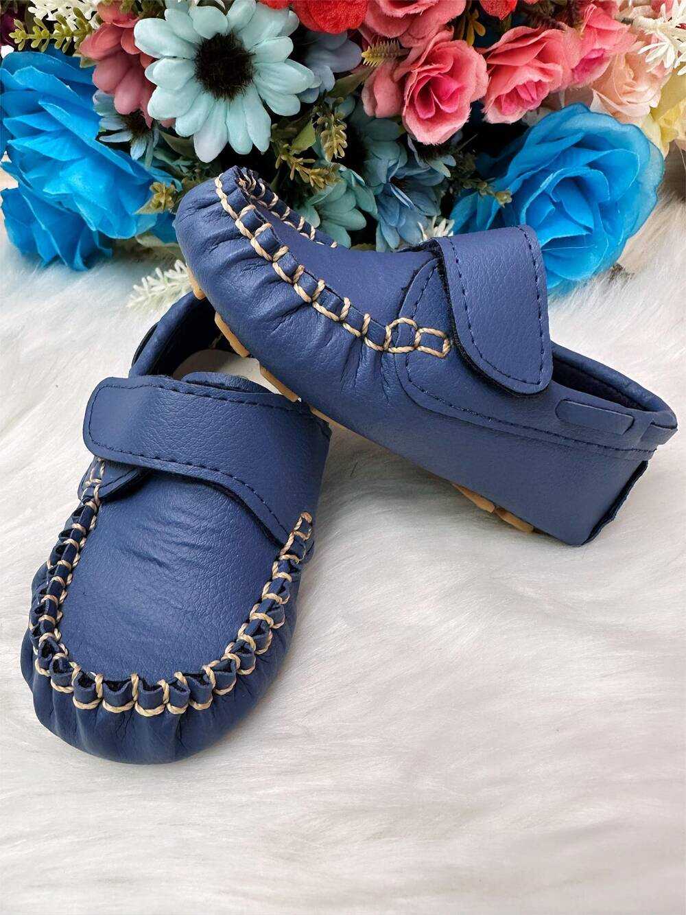 Sapatinho Mocassim Azul Marinho Com Velcro Príncipes