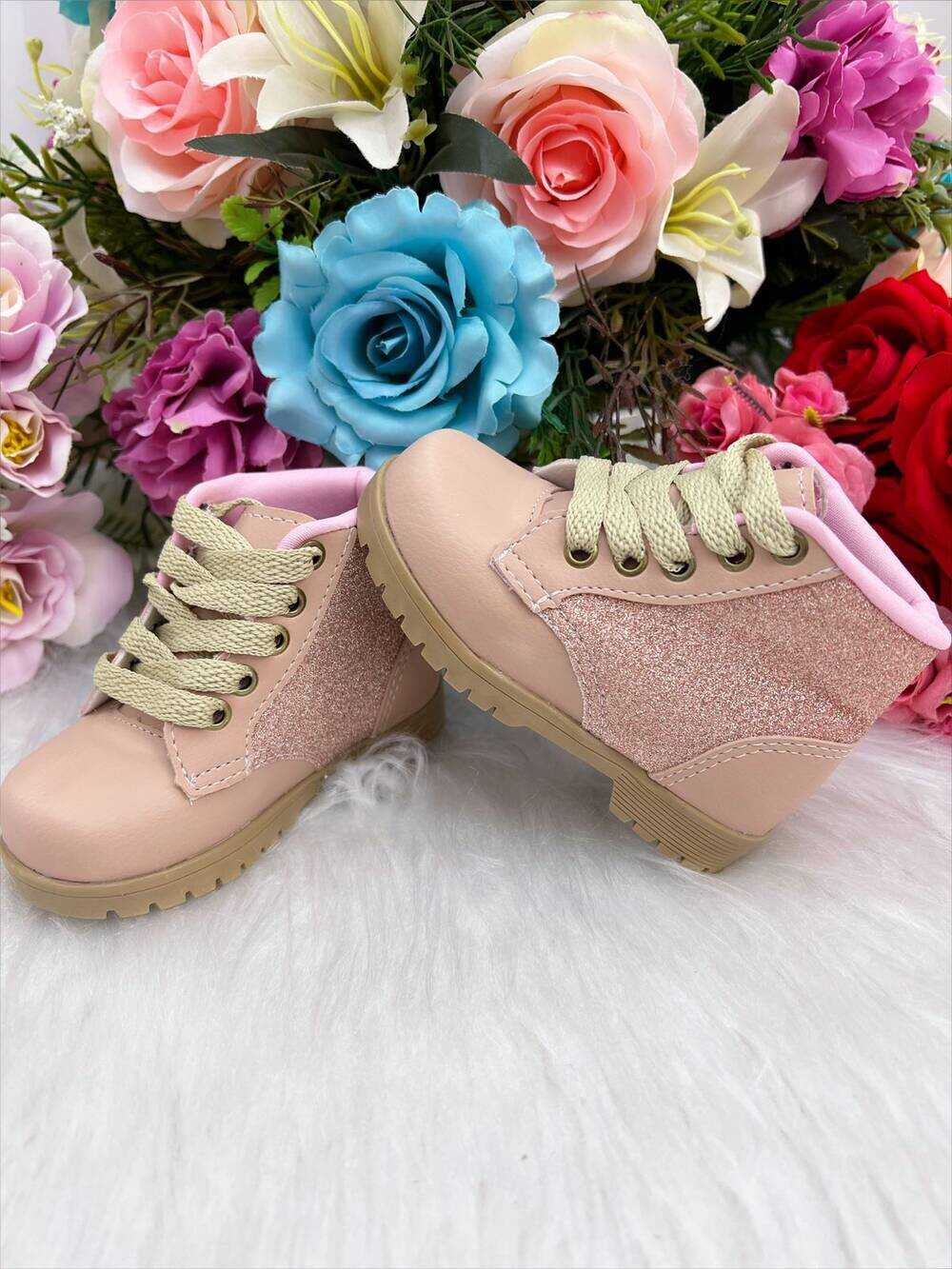 Coturno Infantil Nude Com Brilho e Cadarço