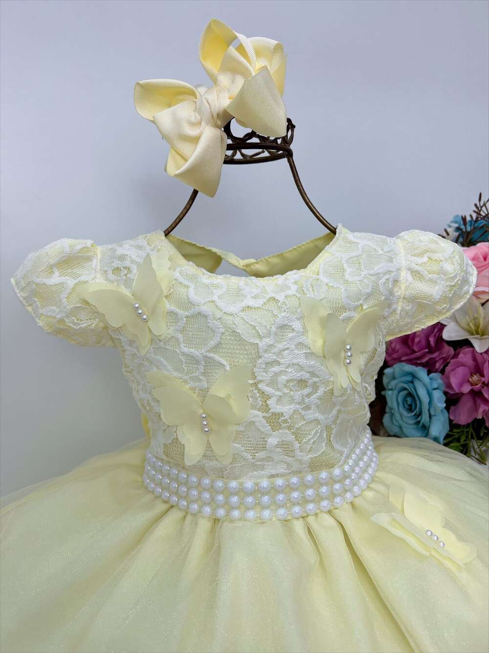 Vestido Infantil Amarelo Aplique de Borboletas Renda Perolas