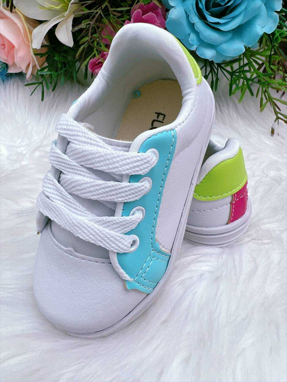 Tênis Infantil Branco e Azul C/ Cadarço Meninas