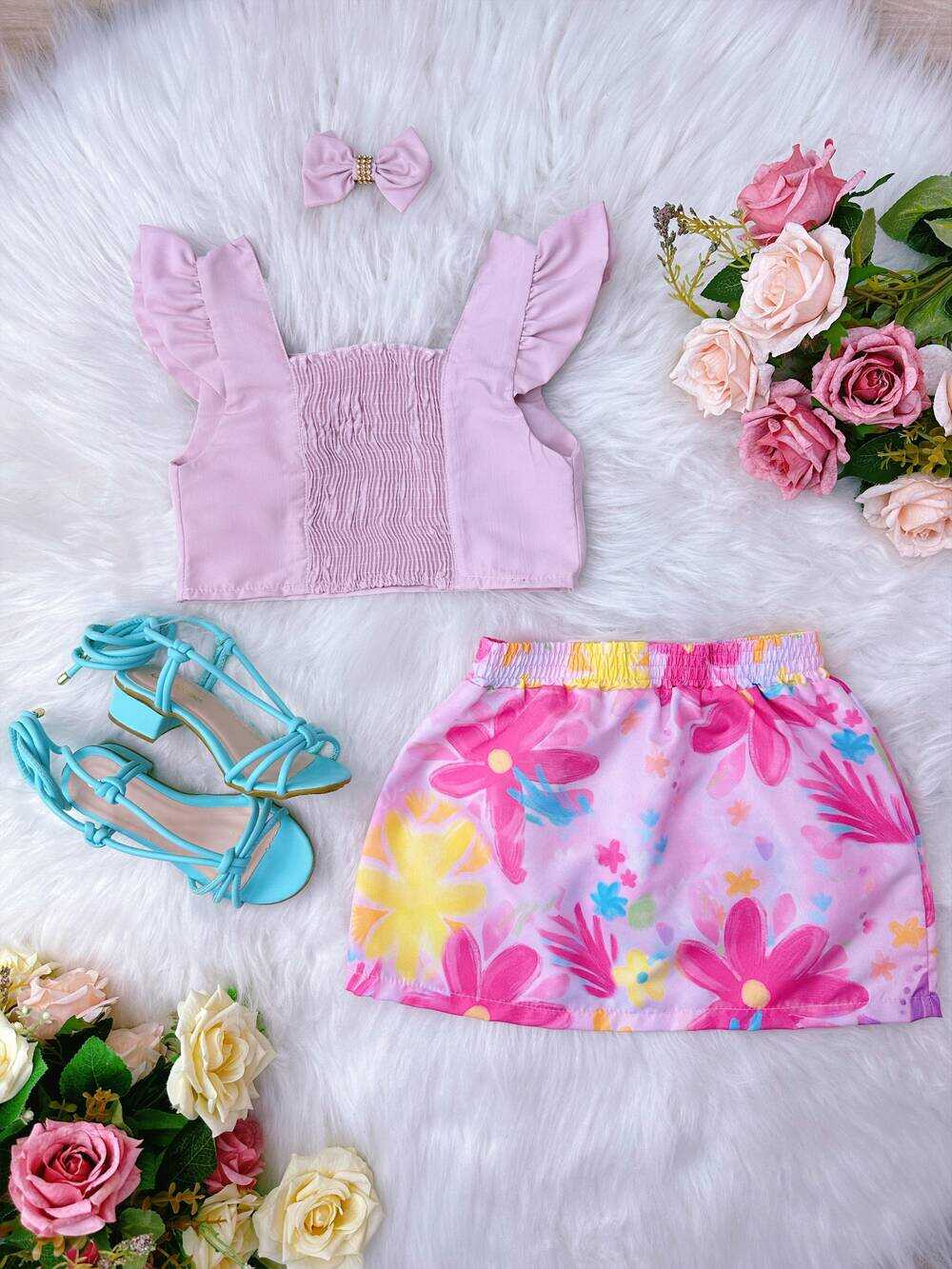 Conjunto Infantil da Barbie Rosa C/ Saia Colorido e Laço