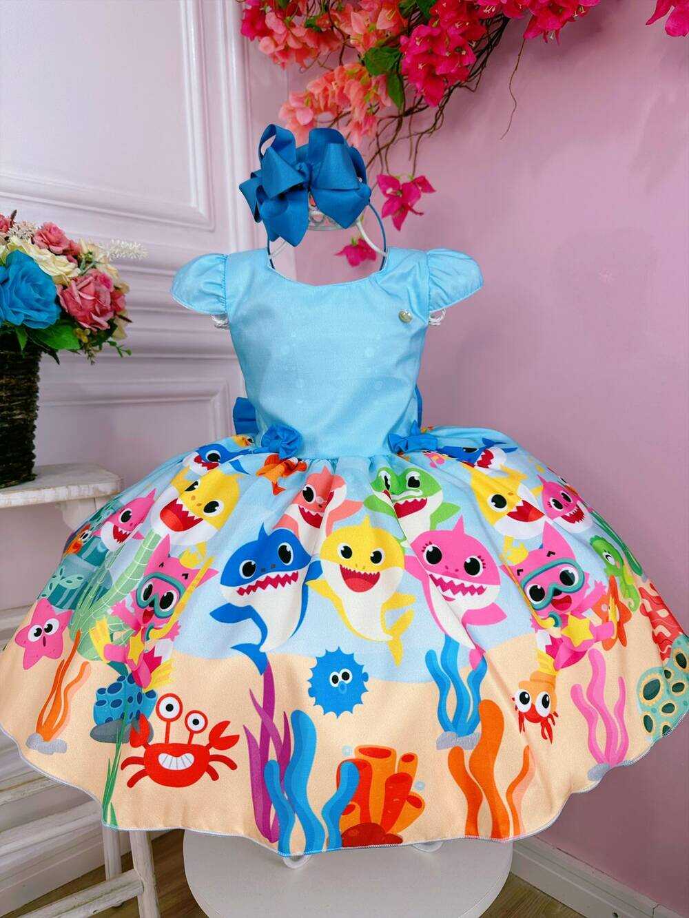 Vestido Infantil Baby Shark Brincando Fundo Mar Azul Bebê