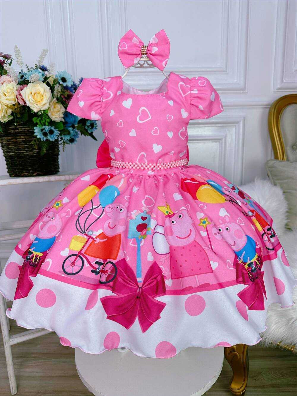 Vestido Infantil Família Peppa Brincando Rosa C/ Laço