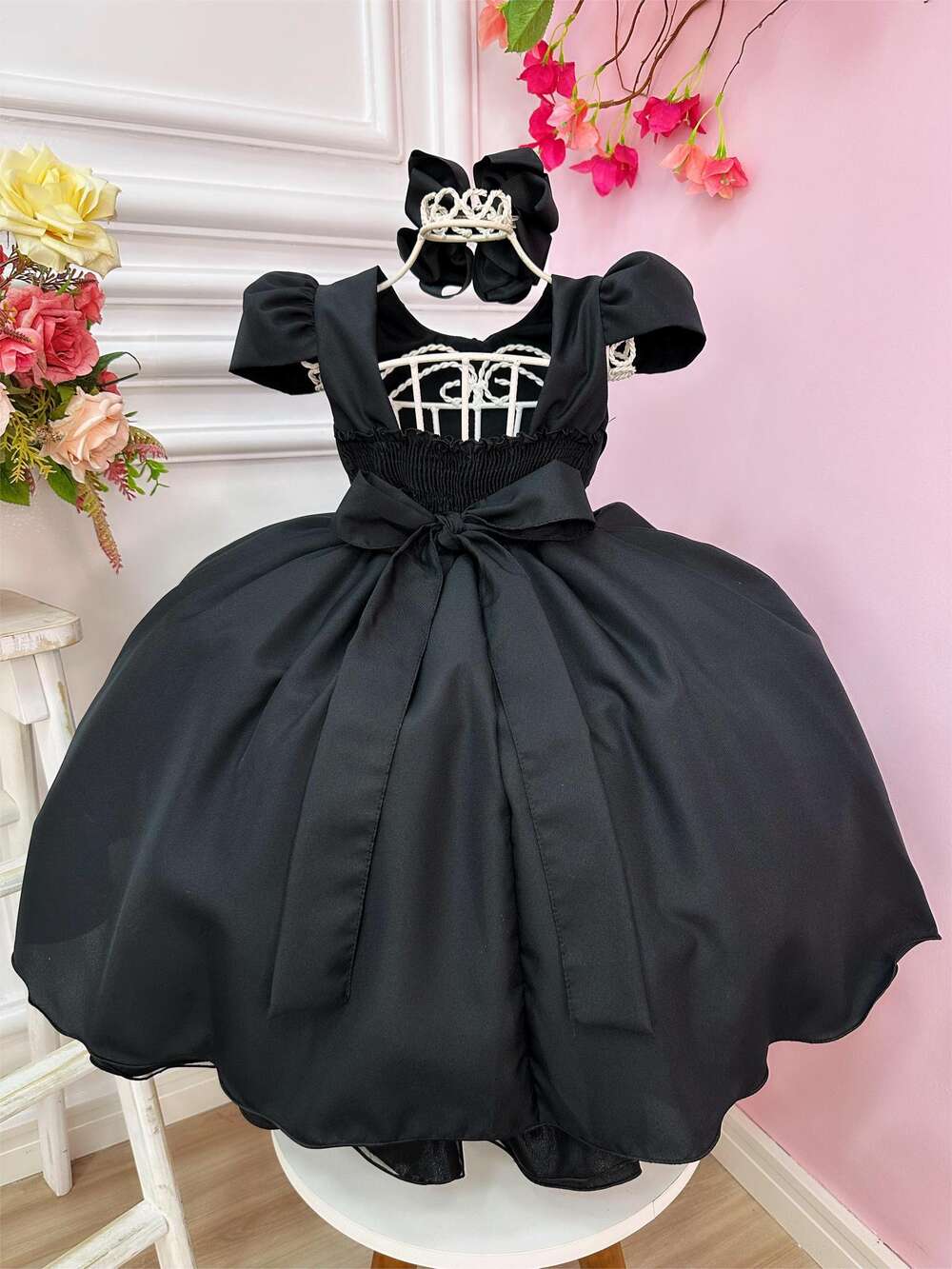 Vestido Infantil Preto C/ Cinto de Pérolas Casamentos