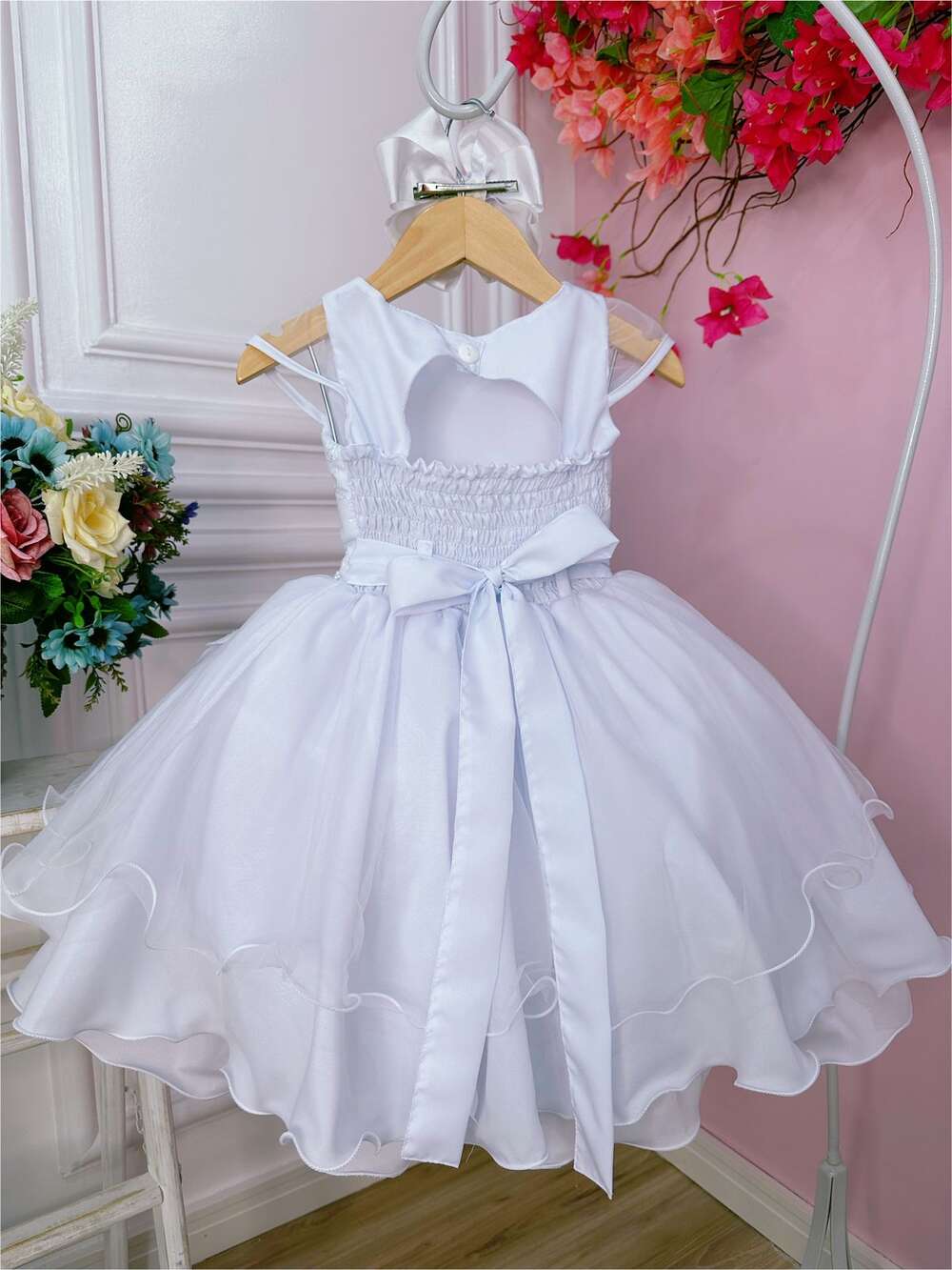 Vestido Infantil Branco C/ Renda e Aplique de Borboletas