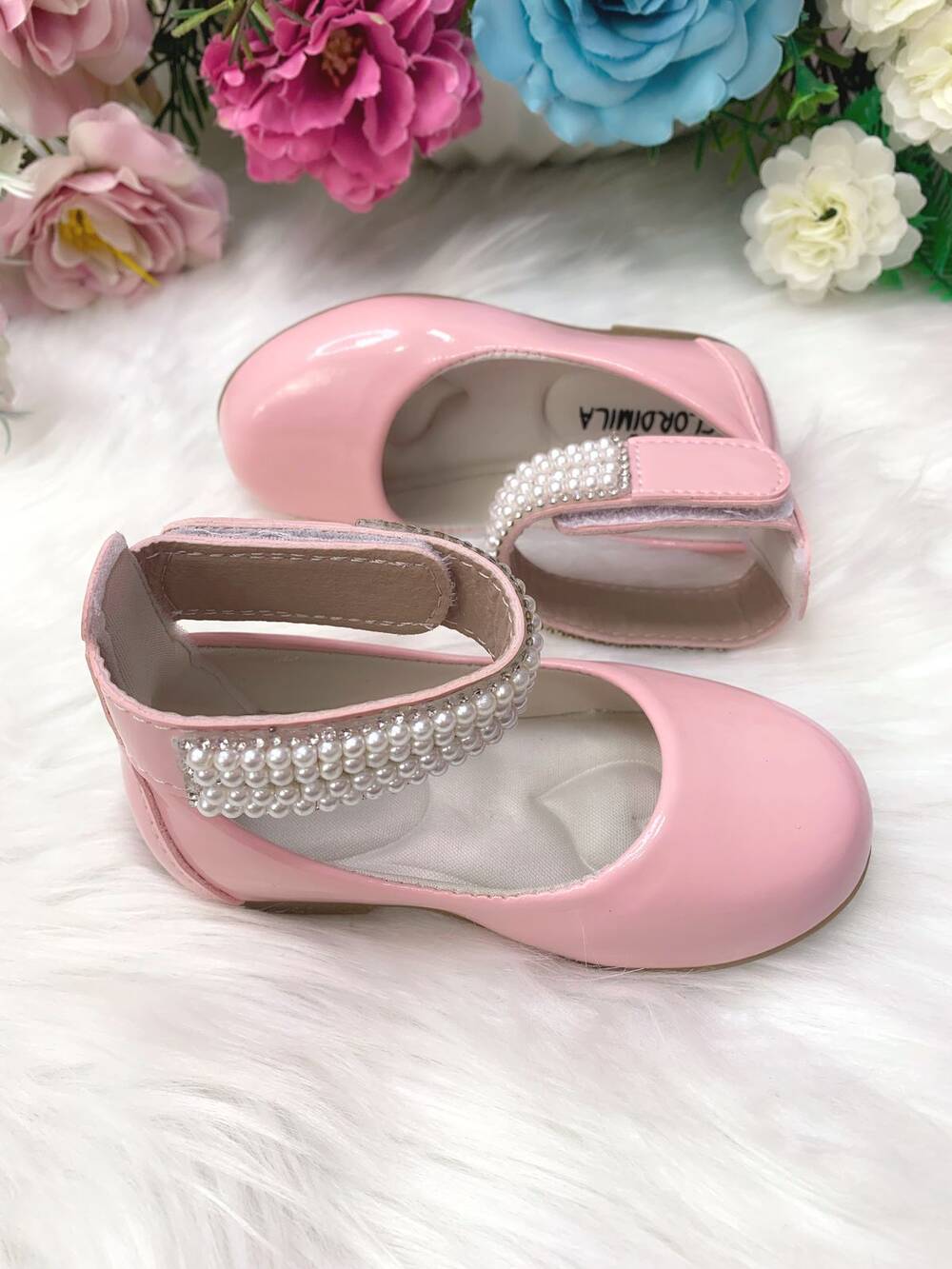 Sapatinho Rosa com Tornozeleira Pérolas e Strass