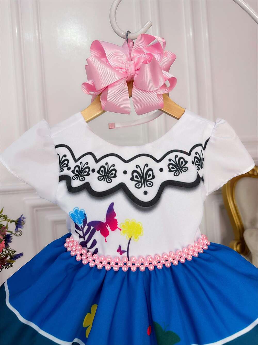 Vestido Infantil Mirabel Encanto Com Cinto Pérolas Princesas