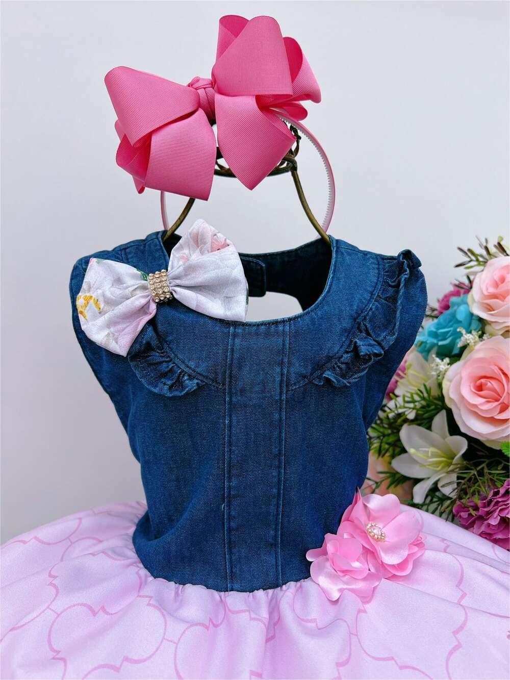 Vestido Infantil Peito Jeans Saia Rosa Floral e Borboletas