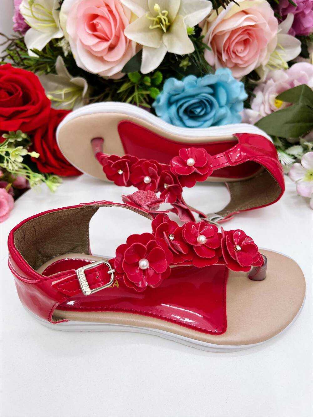 Sandália Infantil C/ Flor Pérolas e Strass Rasteira Vermelho