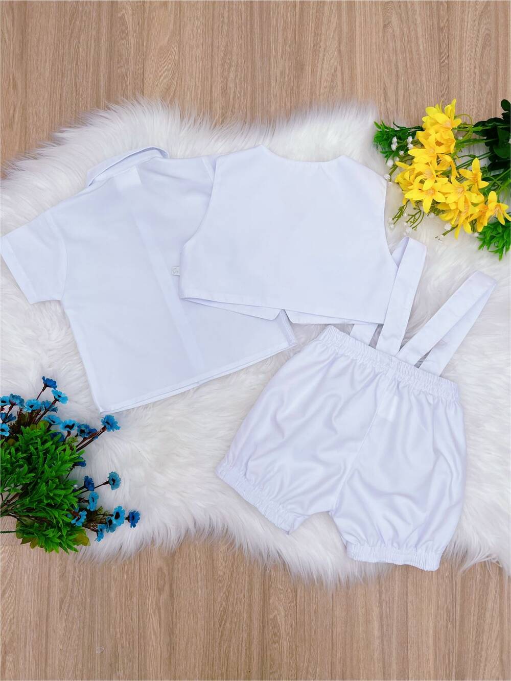 Conjunto Social Short Camisa Gravata Branco Com Suspensório