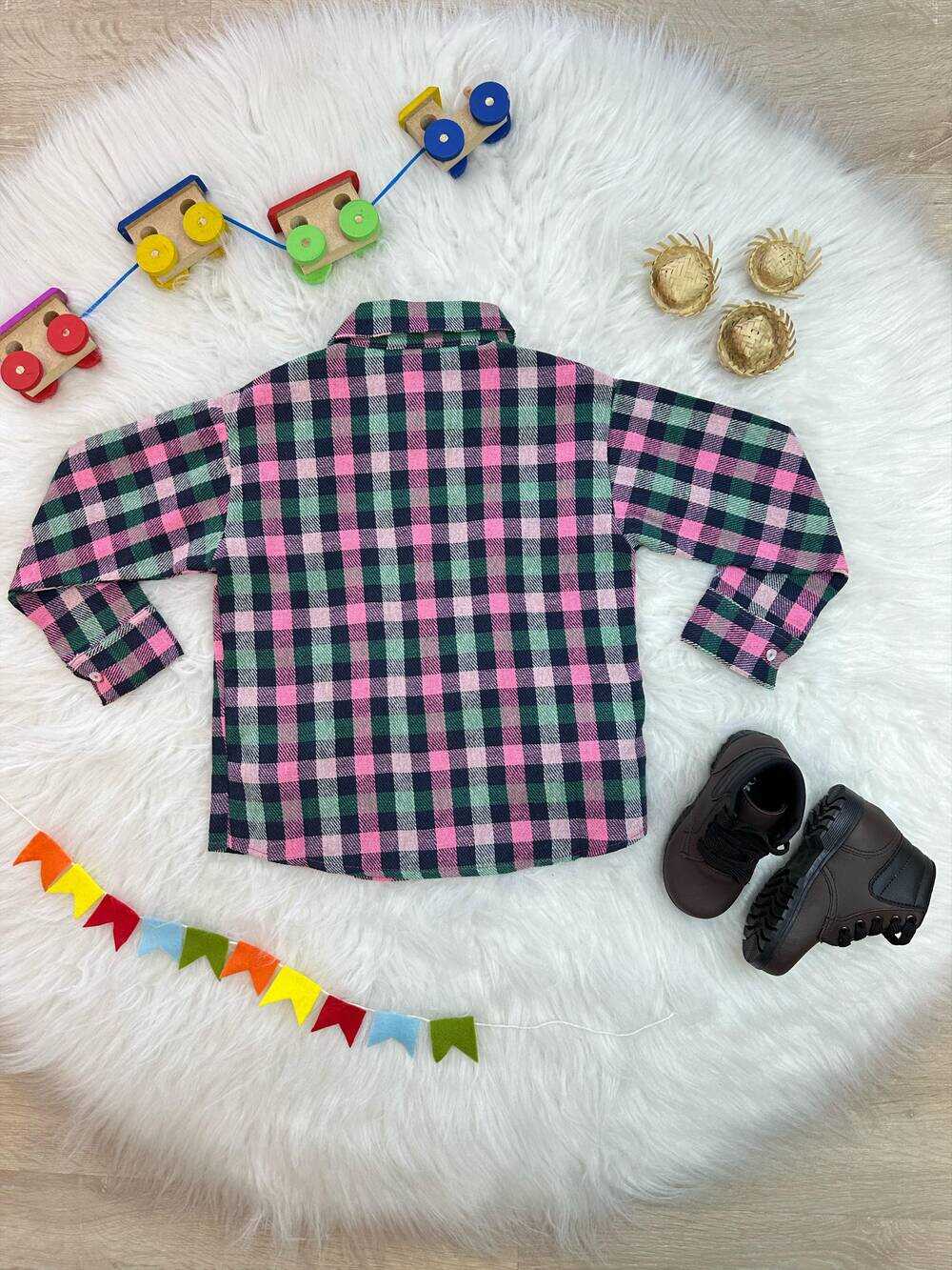 Camisa Flanelada Xadrez Junino Rosa Verde e Preto Unissex