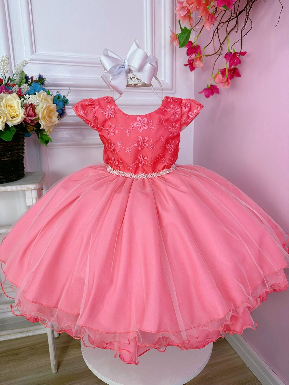 Vestido Infantil Goiaba Florido de Renda e Cinto de Pérolas