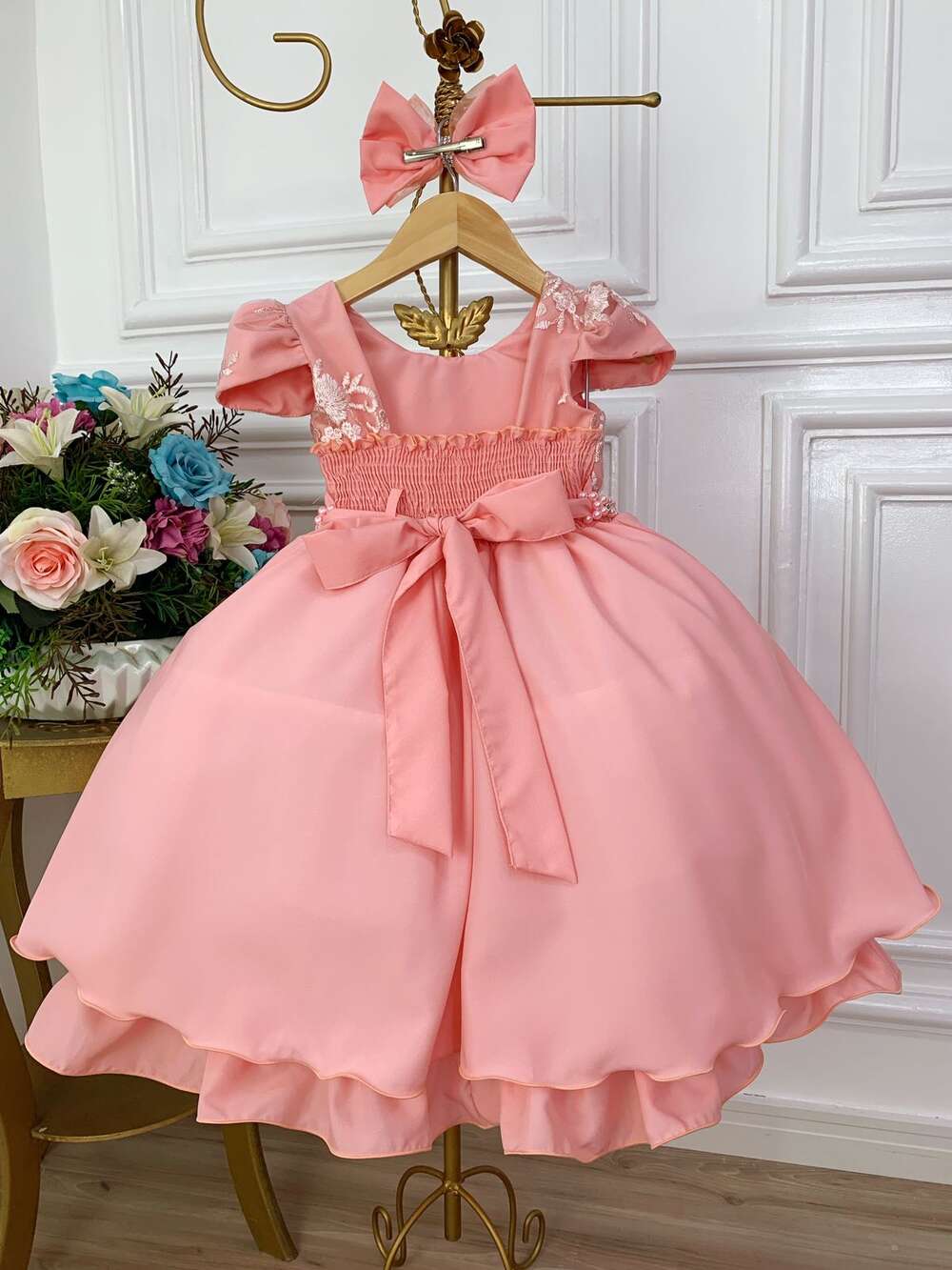 Vestido Infantil Goiaba C/ Renda e Cinto de Pérolas Laço