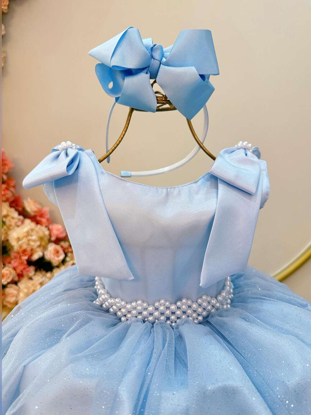 Vestido Infantil Azul Claro C/ Pérolas e Saia Tule Glitter