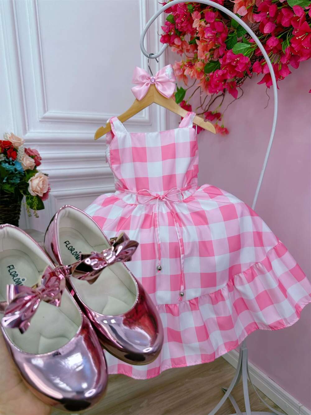 Vestido Infantil Barbie Xadrez Rosa Bebê Com Laço