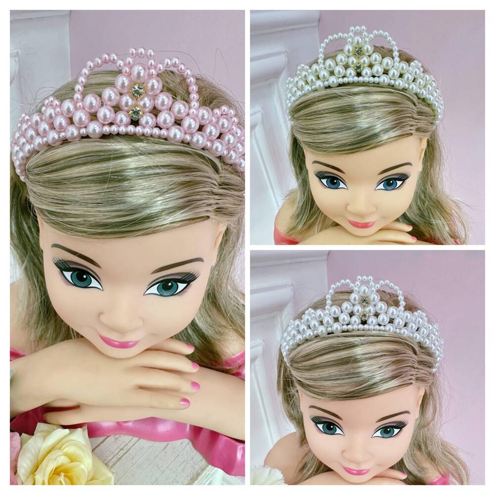 Coroa Infantil Princesa de Pérolas e Duplo Strass Luxo Cores