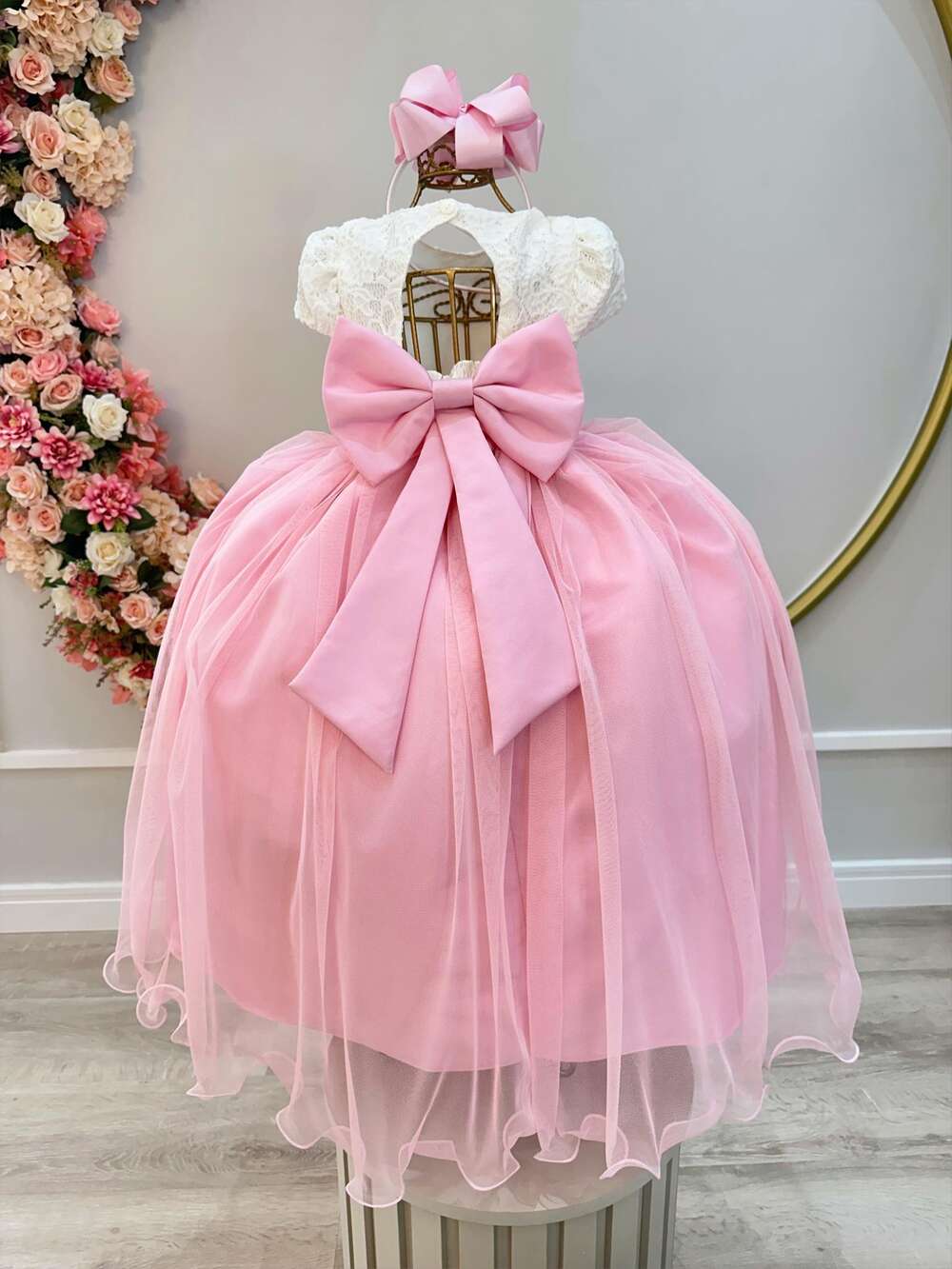 Vestido Infantil Off White Saia Rosa C/ Renda e Broche