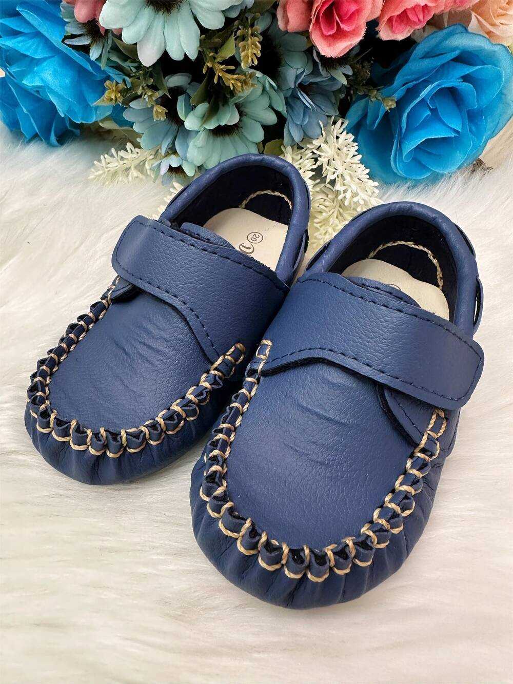 Sapatinho Mocassim Azul Marinho Com Velcro Príncipes