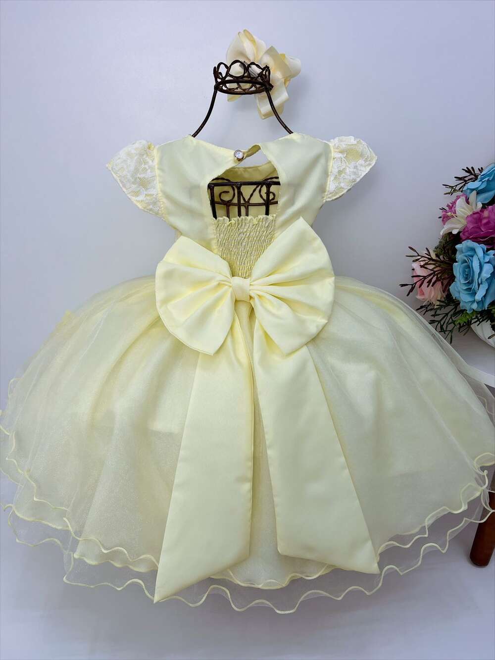 Vestido Infantil Amarelo Aplique de Borboletas Renda Perolas