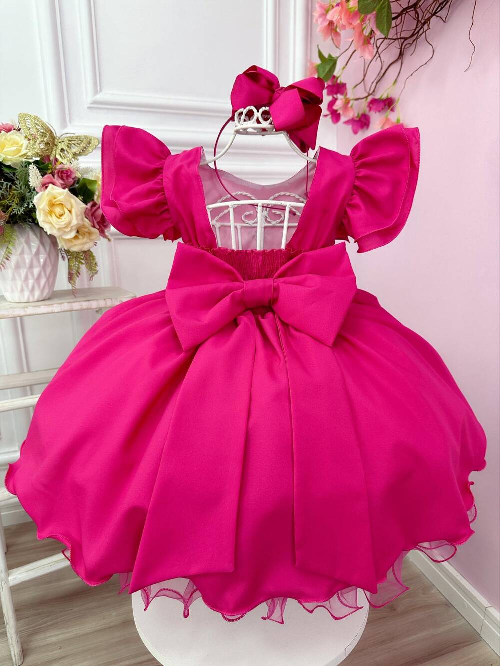 Vestido Infantil Pink Com Apliques de Borboletas e Flores