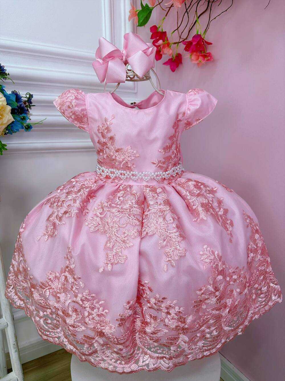 Vestido Infantil Rosa Com Renda Realeza e Cinto Pérolas