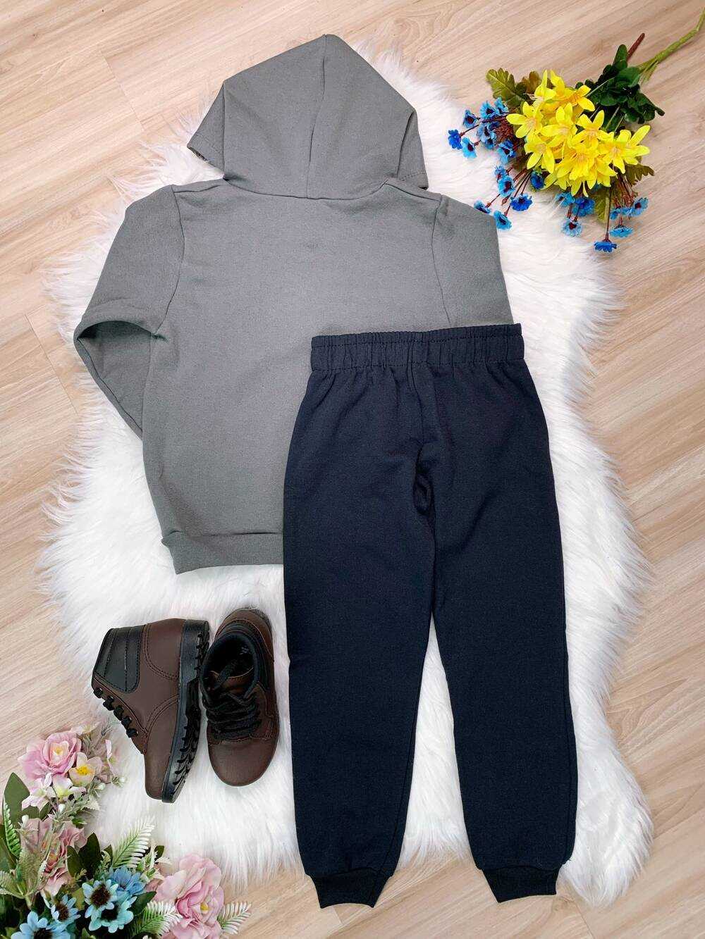 Conjunto de Moletom Blusa C/ Capuz Cinza Chumbo Calça Preto