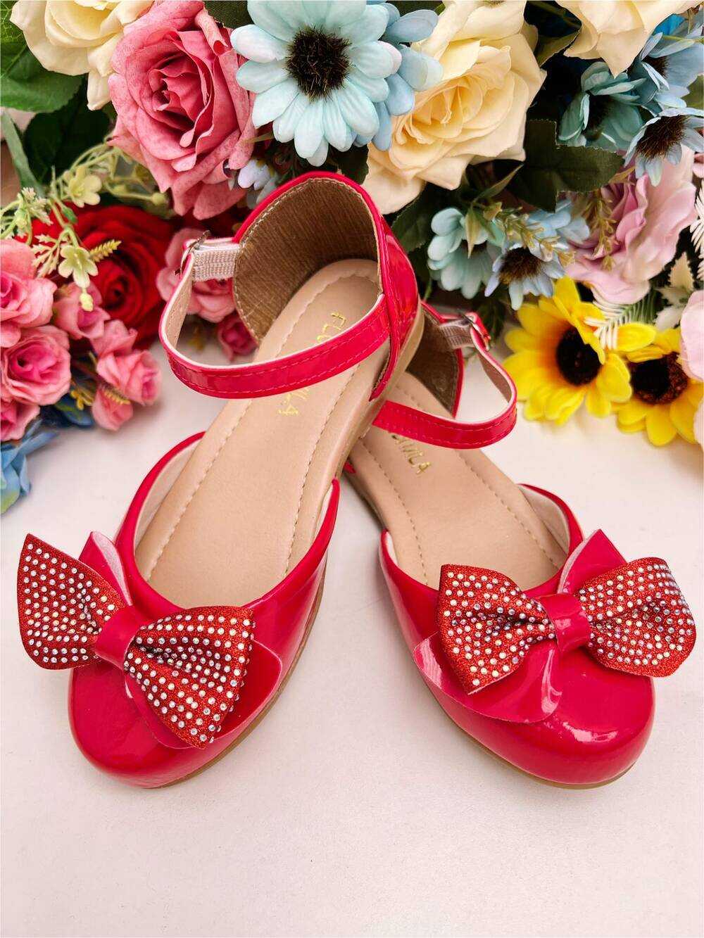 Sapatinho Vermelho Verniz Com Lacinho e Strass Luxo