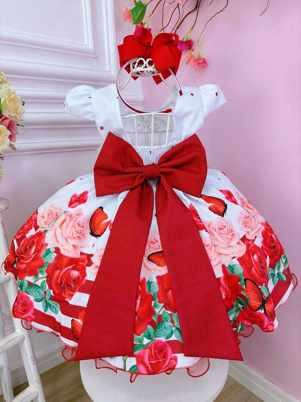 Vestido Infantil Branco Florido de Vermelho Primavera