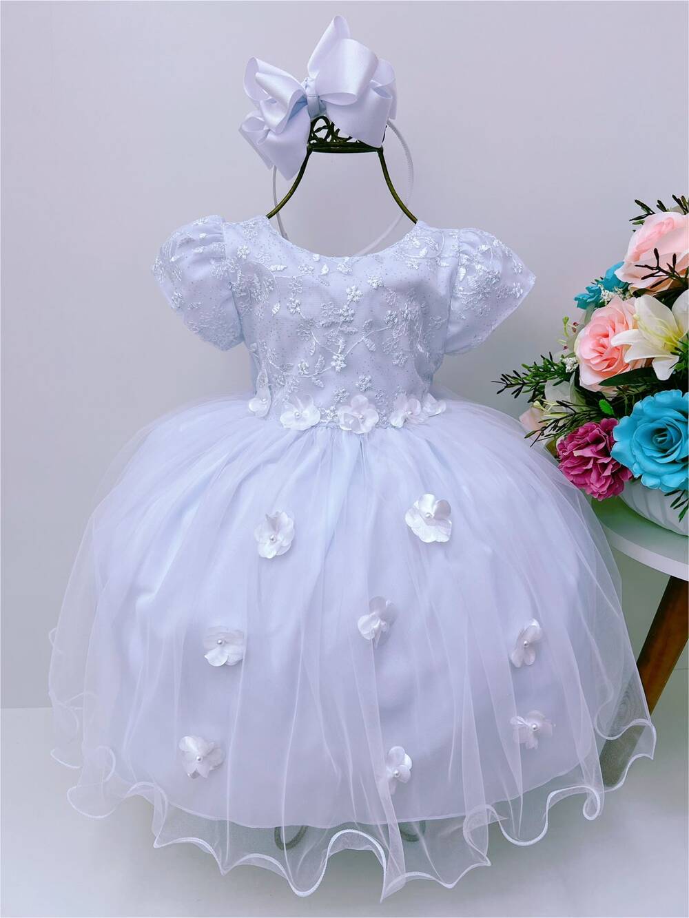 Vestido Infantil Branco Com Aplique de Flores e Renda