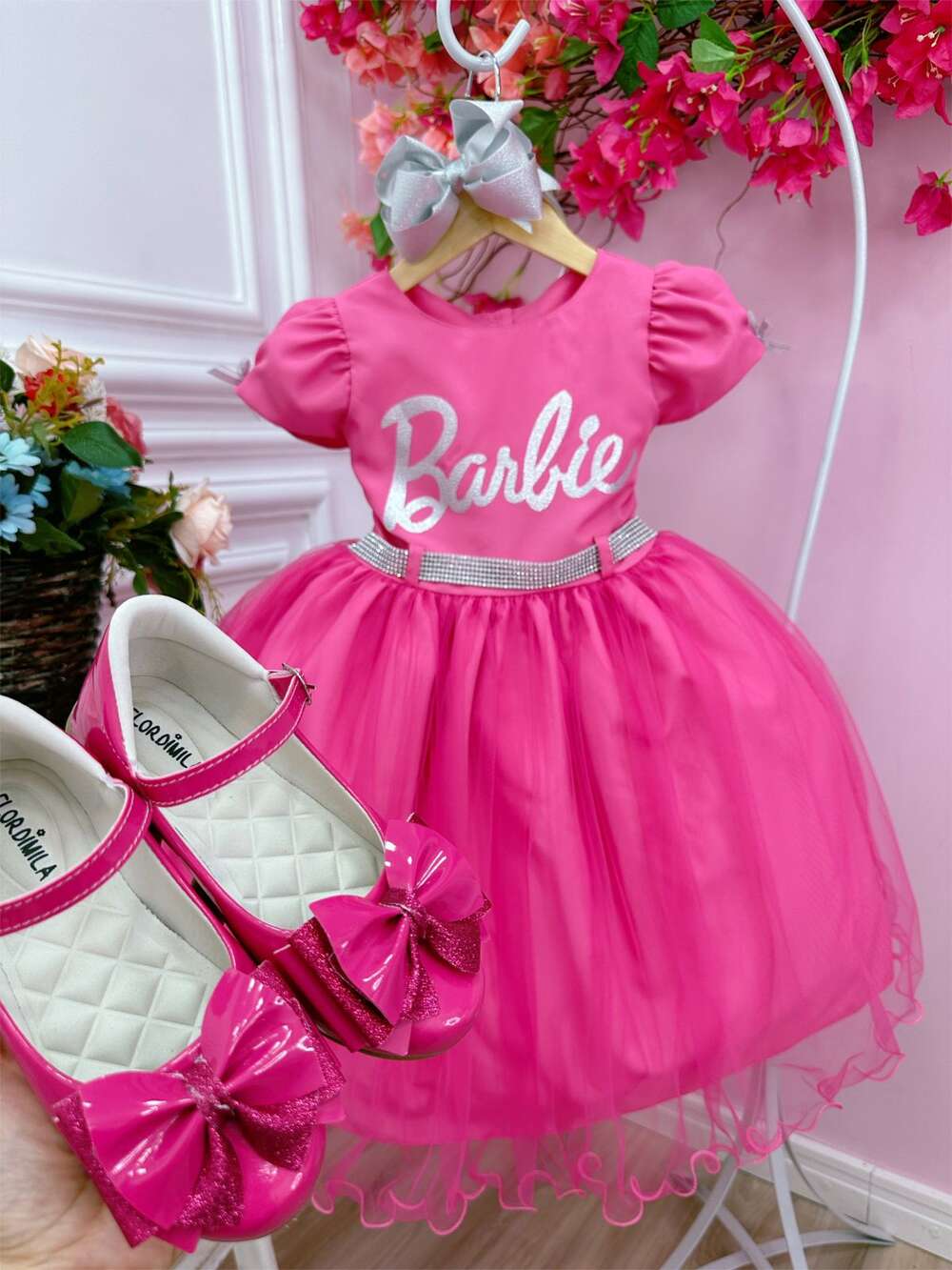 Vestido Infantil Barbie Rosa Chiclete Com Cinto de Strass