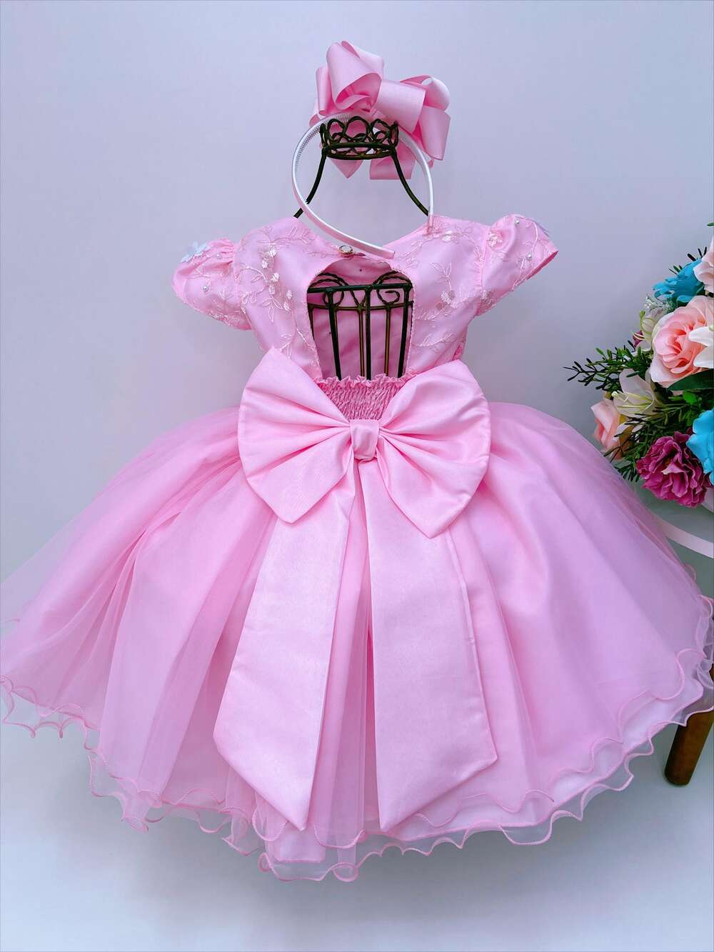 Vestido Infantil Rosa Aplique Borboletas Flores Renda Luxo