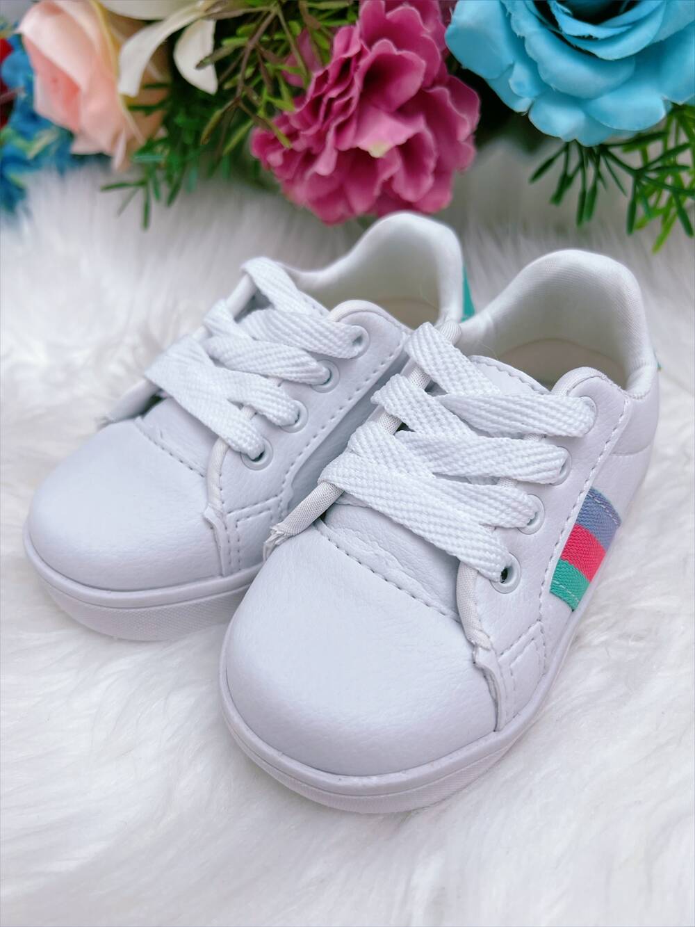 Tênis Infantil Branco e Verde C/ Cadarço Meninas