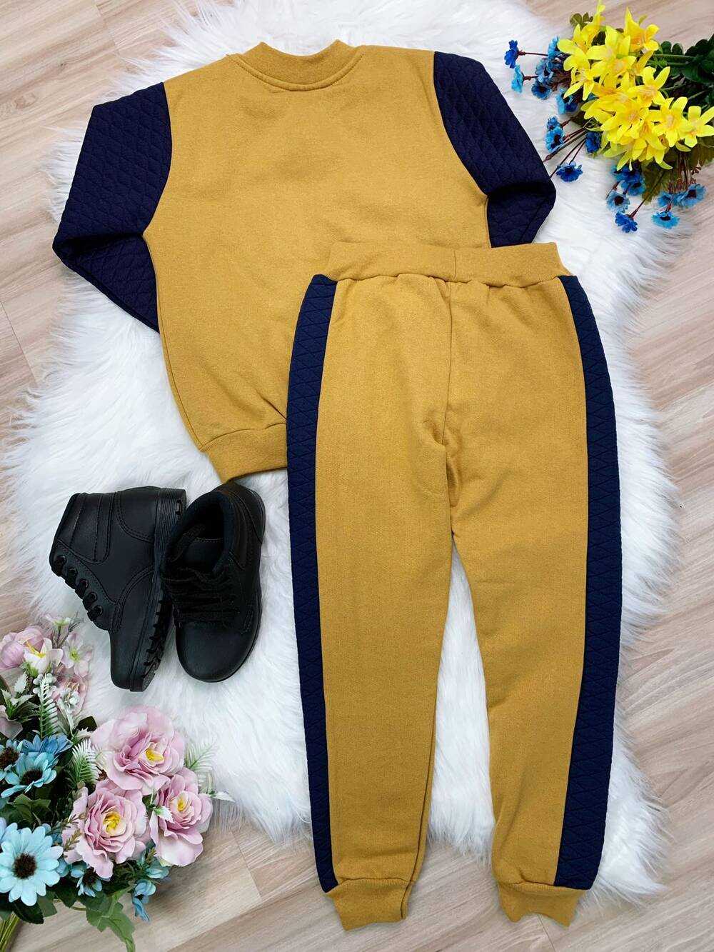 Conjunto de Moletom Jaqueta e Calça Caqui e Azul Marinho