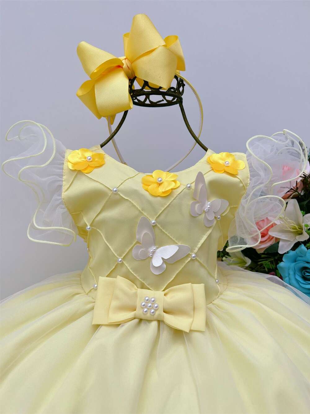 Vestido Infantil Amarelo Nervura Aplique Borboletas Flores