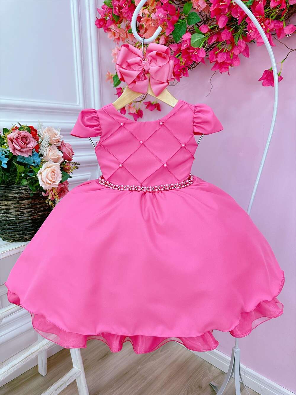 Vestido Infantil Rosa Chiclete Cinto Pérolas Damas Casamento