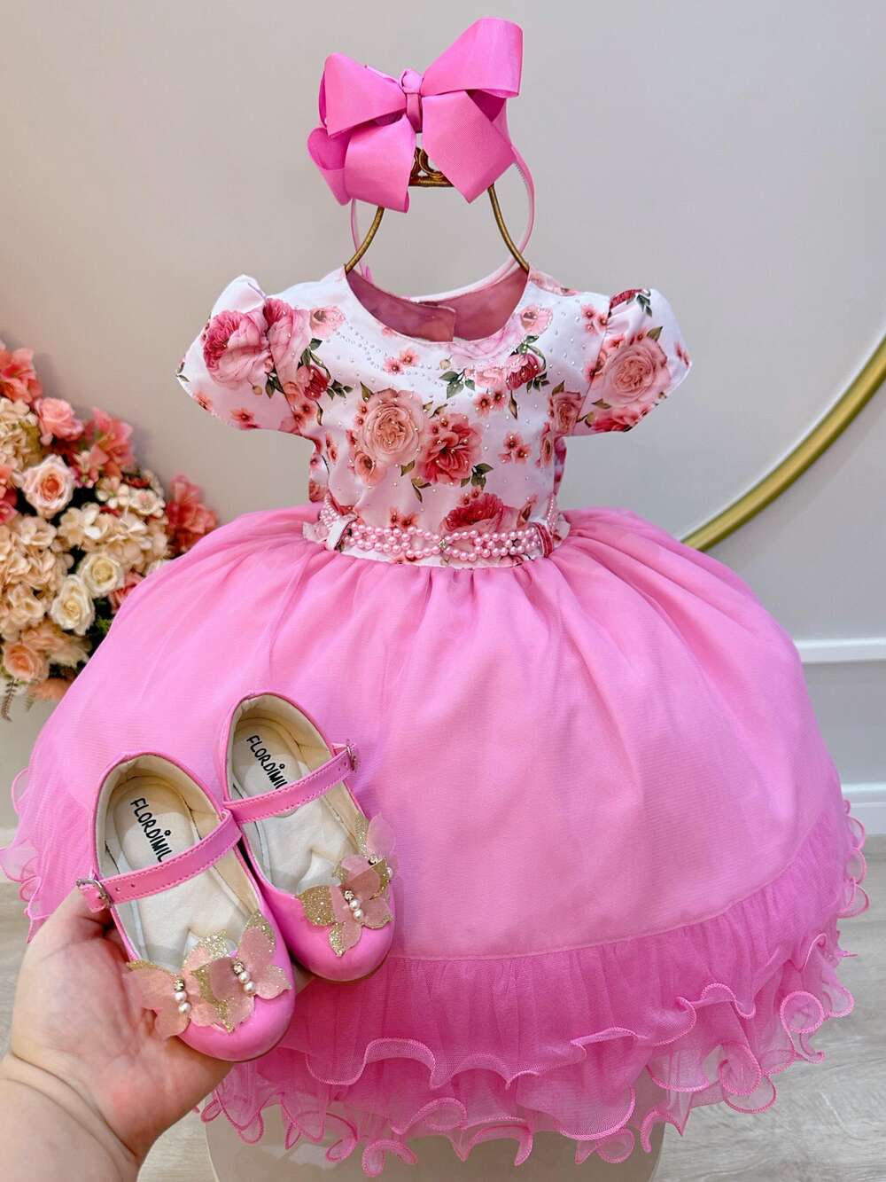 Vestido Infantil Branco Florido Strass e Saia Rosa Luxo