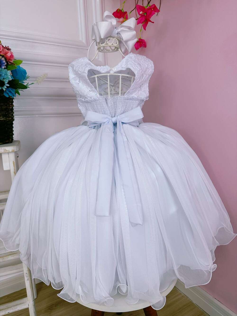 Vestido Infantil Branco C/ Renda e Aplique de Flores Luxo