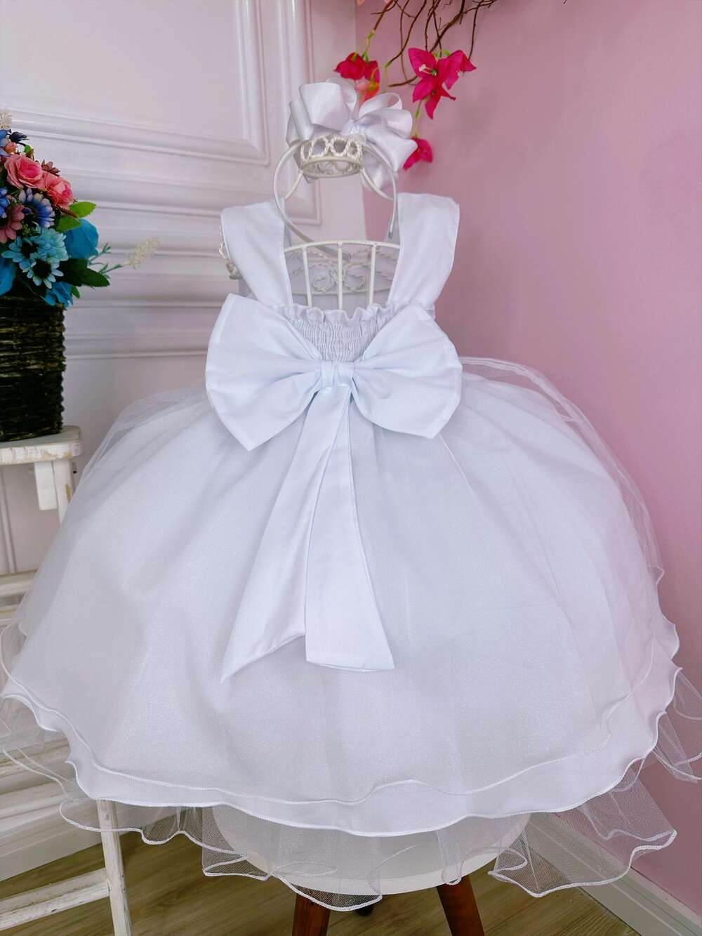 Vestido Infantil Branco Peito Strass Voal Cinto de Pérolas