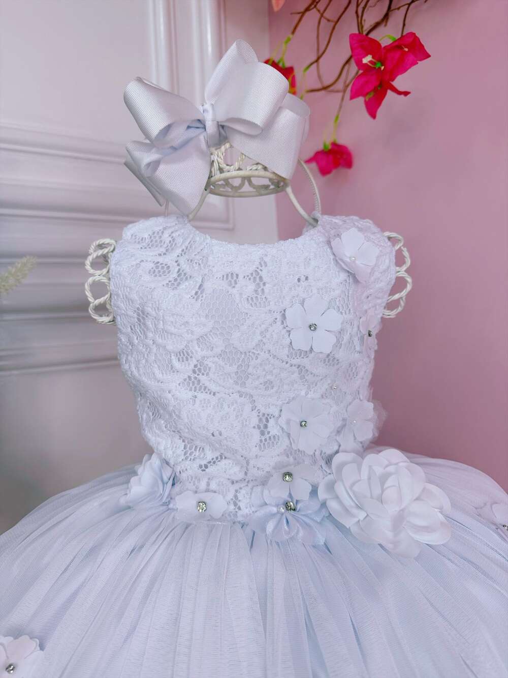 Vestido Infantil Branco C/ Renda e Aplique de Flores Luxo