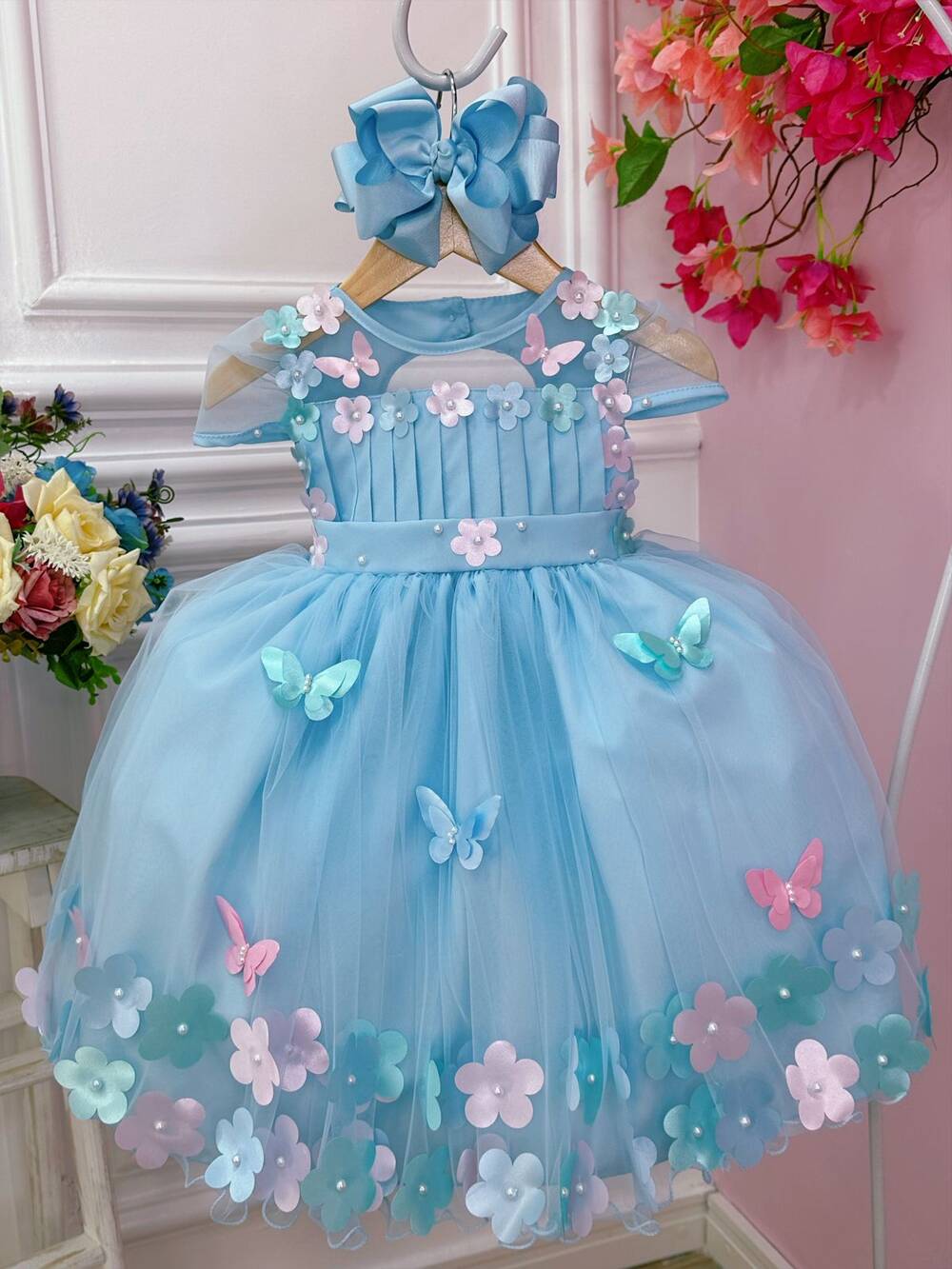 Vestido Infantil Azul Busto Plissado Com Flores Borboleta