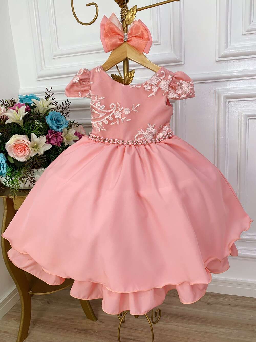 Vestido Infantil Goiaba C/ Renda e Cinto de Pérolas Laço