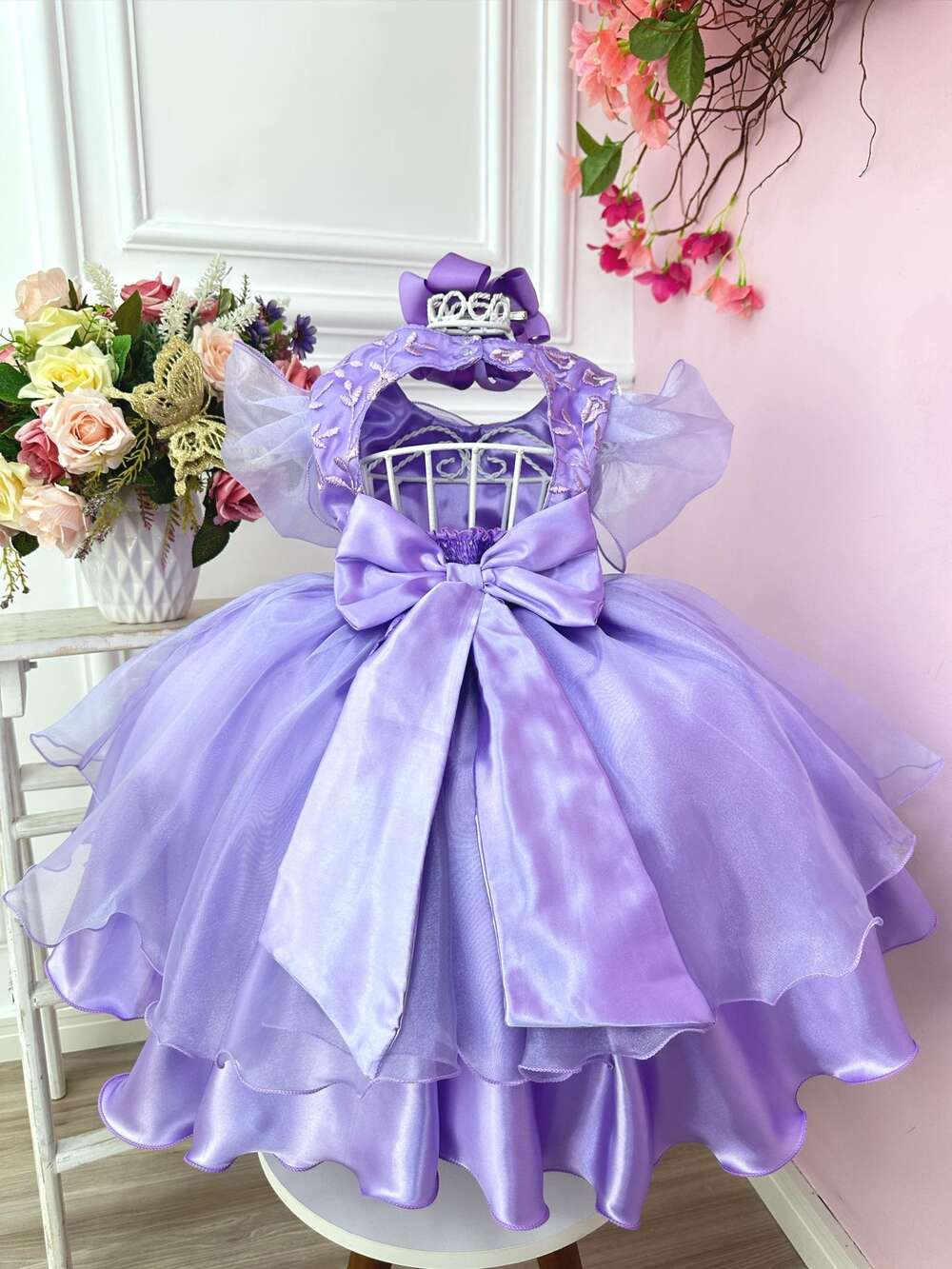 Vestido Infantil Princesas Sofia e Rapunzel Lilás C/ Renda