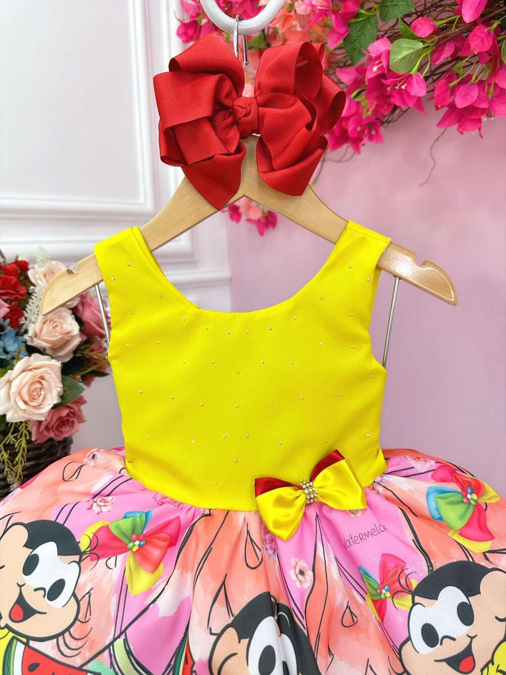 Vestido Infantil Festa da Magali Com Strass Aplique Laço