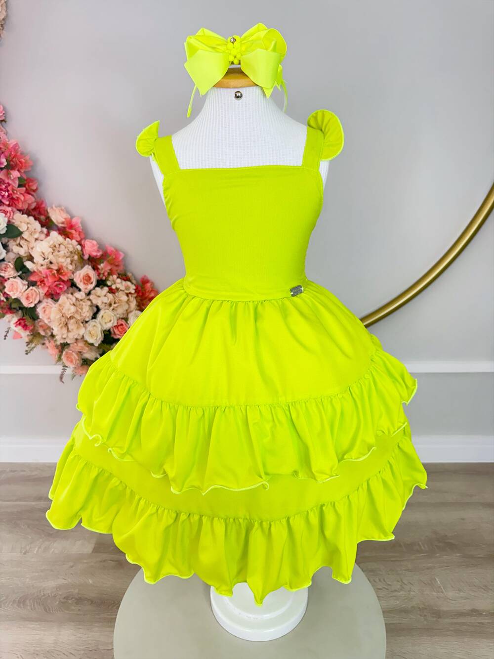 Vestido Infantil Primavera Verão Verde Neon Saia C/ Babado